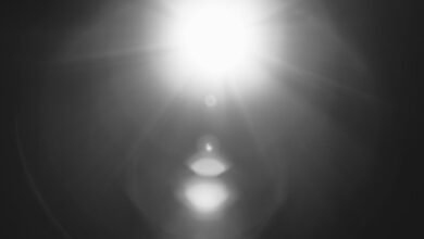vibrant light distortion effect