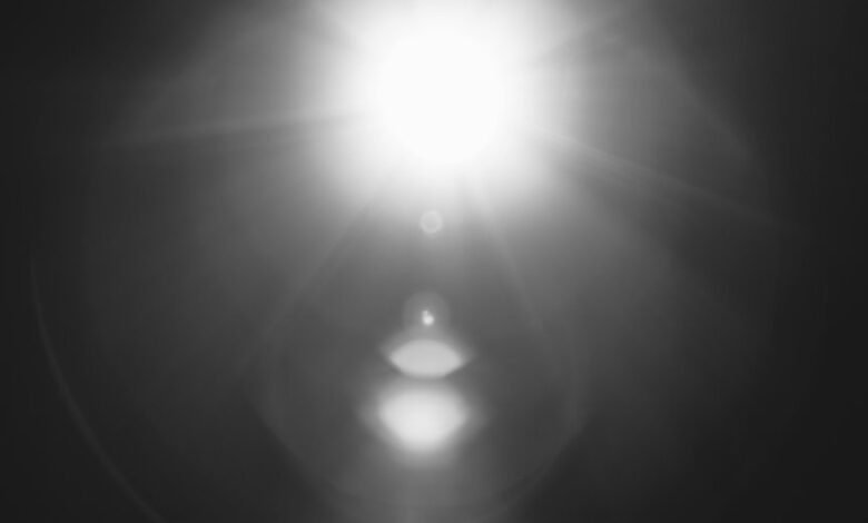 vibrant light distortion effect